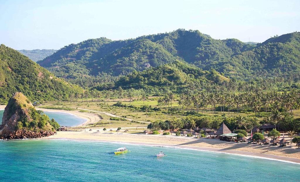 paket tour kuta lombok