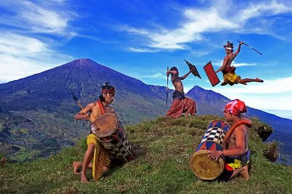 paket tour budaya